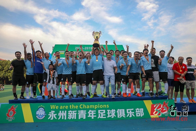 中国男篮1分险胜新西兰 李凯尔18分+致胜抢断